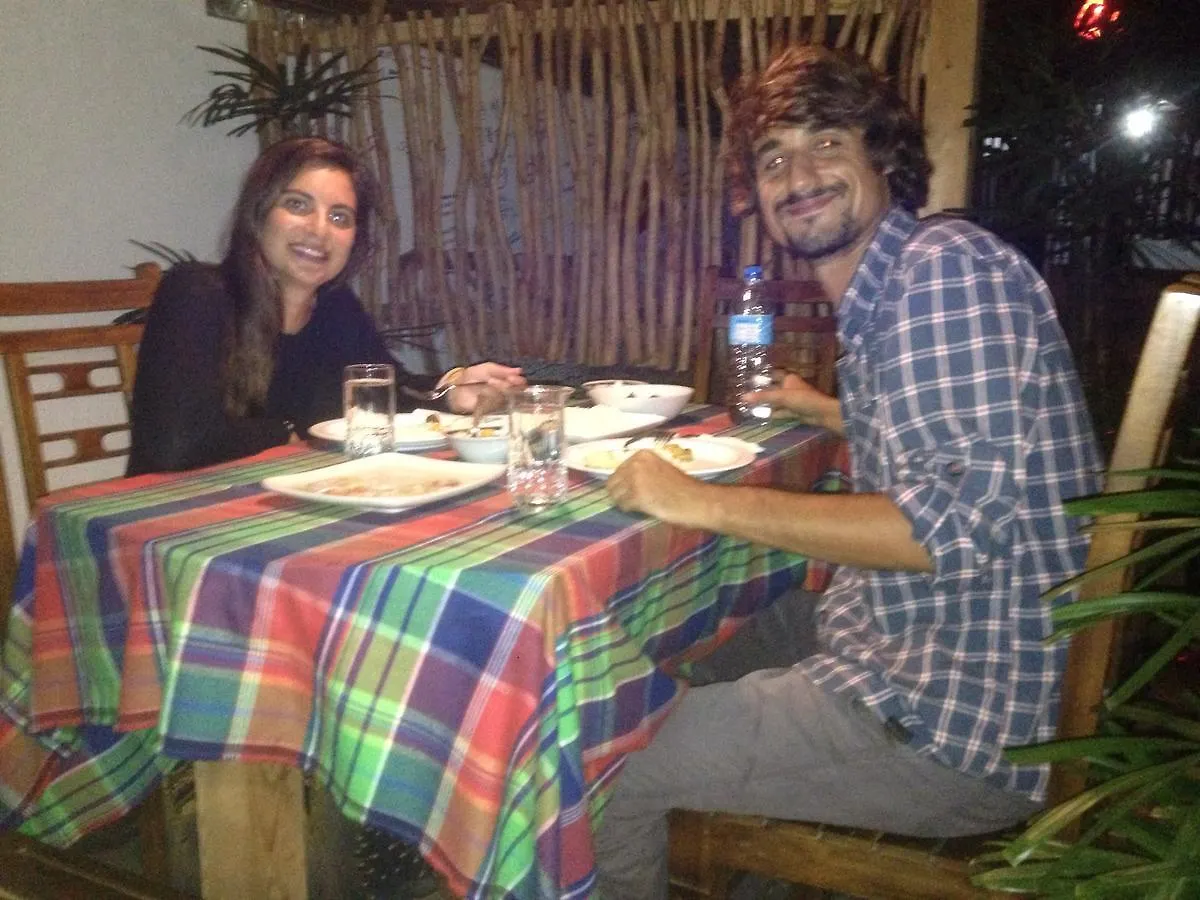 N. S. Villa Negombo